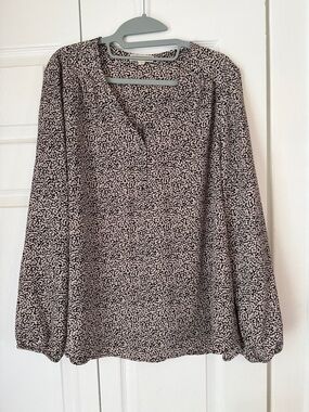 Pleione Pink and Black Printed V-Neck Long Sleeve Blouse